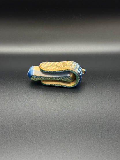 Magnetic fidget keyring, 3D printed, macro shot